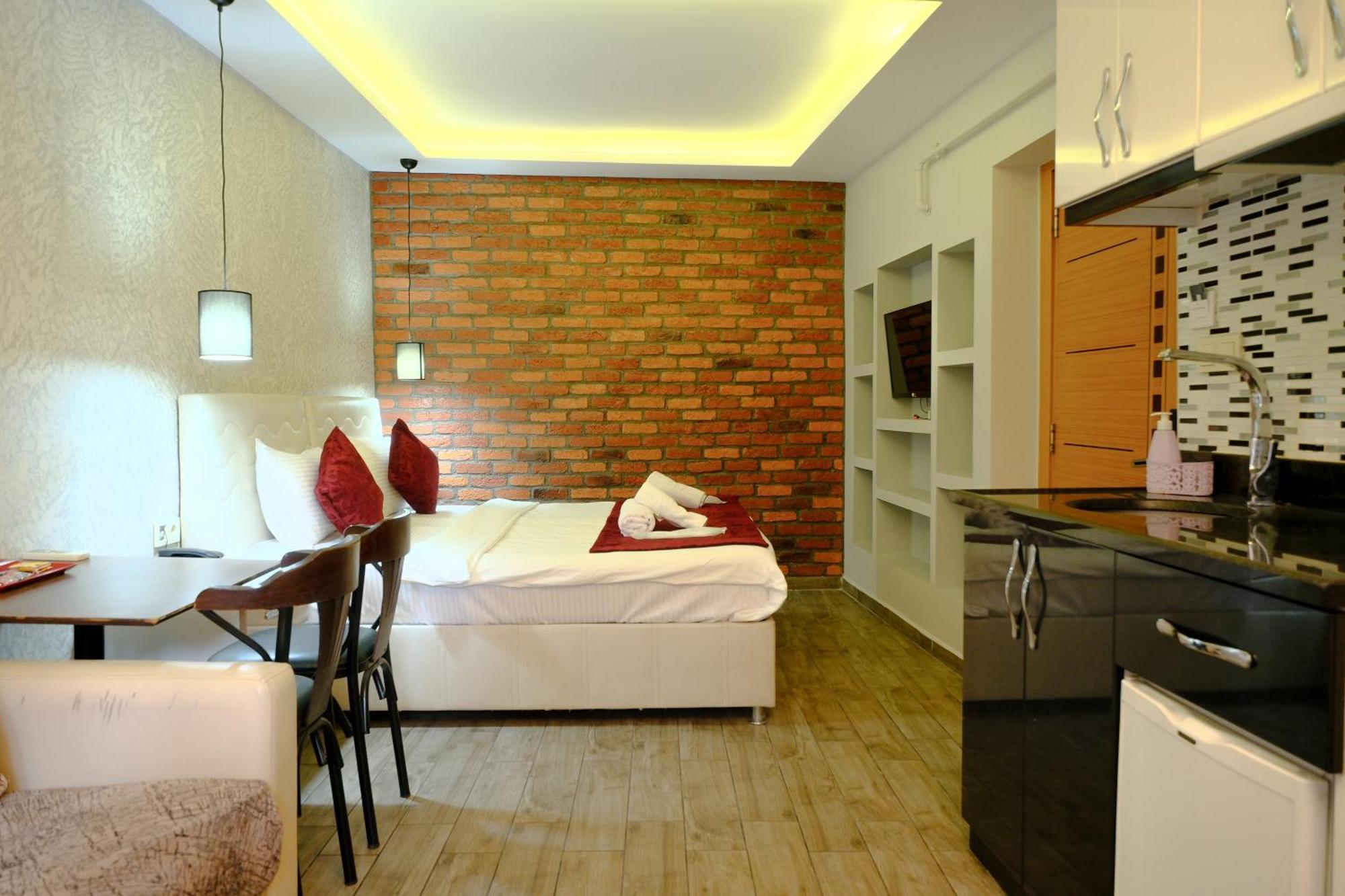 Taksim Celebi Suites Istanbul Exterior foto